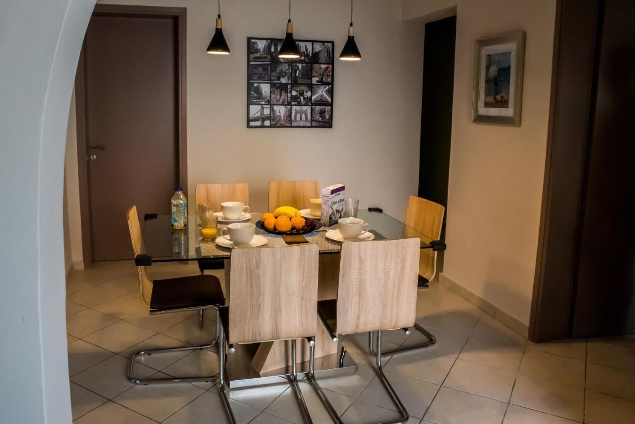 Anafis Comfort Athena Bagian luar foto